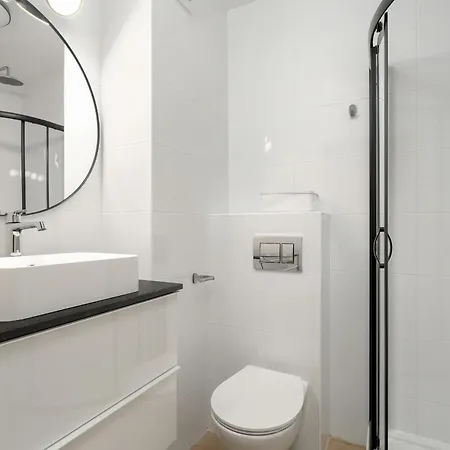 Jasny & Elegancki Typu Z Tarasem By Renters