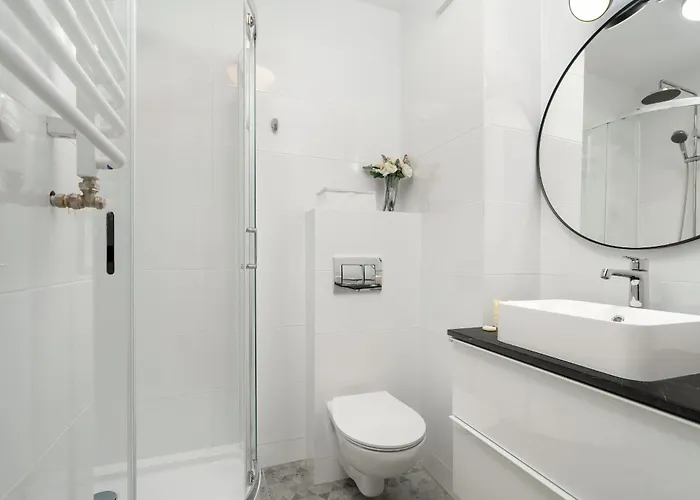 Apartment Jasny & Elegancki Typu Z Tarasem By Renters Poznan